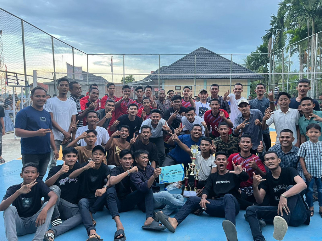 Juara 2 Turnamen Bola Volly PDB Cup 2024